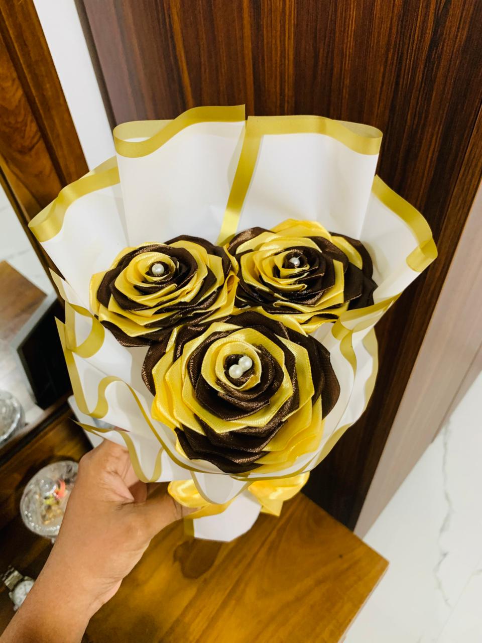 Handcrafted Gorgeous Ribbon Roses That Never Fade